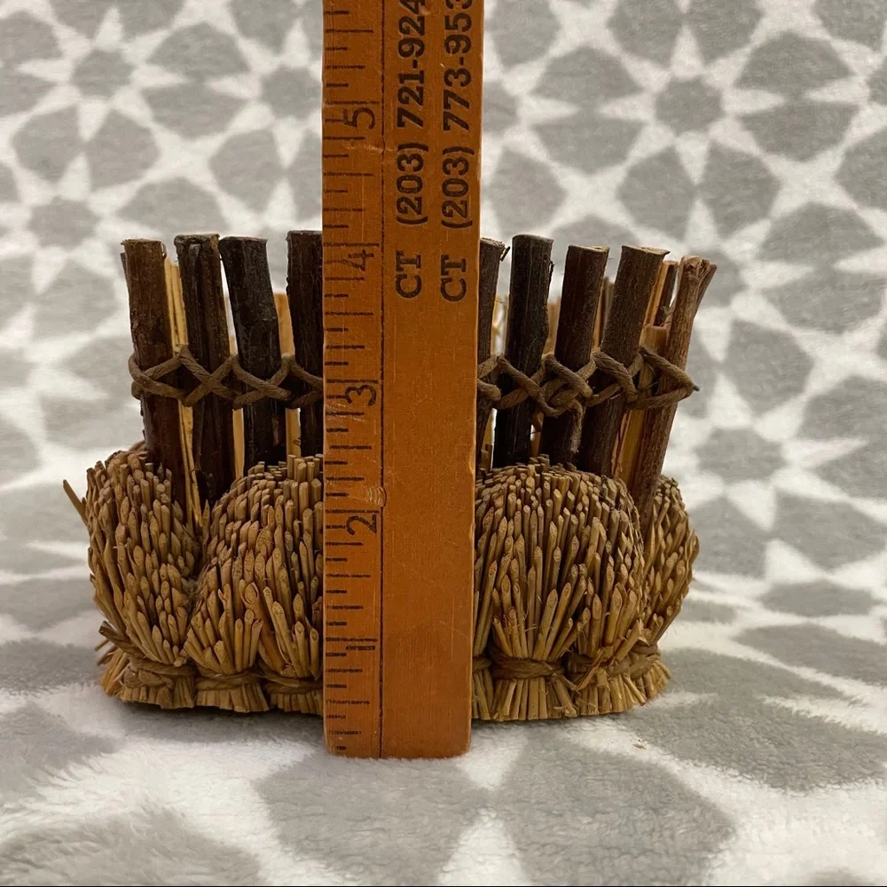 🌸 5 for $25 // Vintage straw wicker seagrass basket
